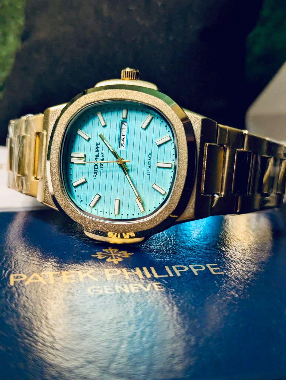 Golden Blue Dial Luxury Watch – Premium Edition | Gift Box Included