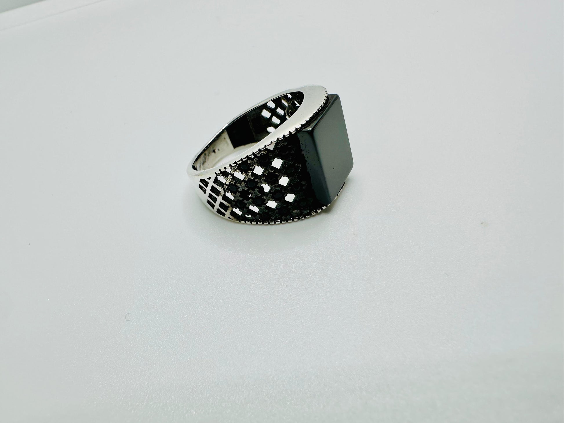 Black Onyx Ring (Pure Chandi 925)