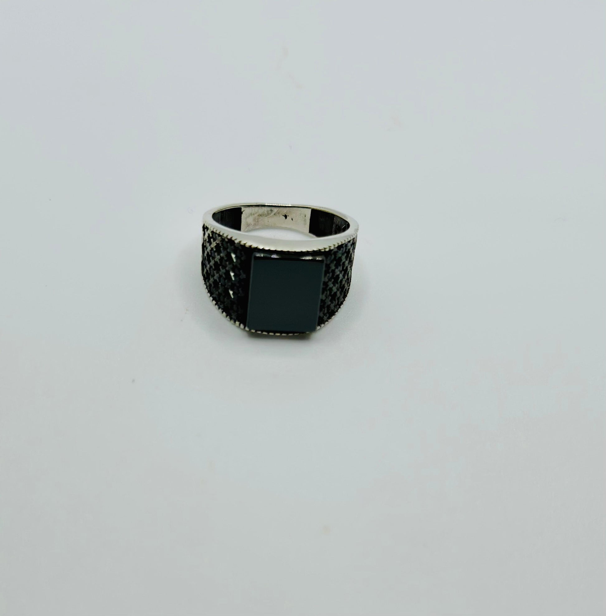 Black Onyx Ring (Pure Chandi 925)