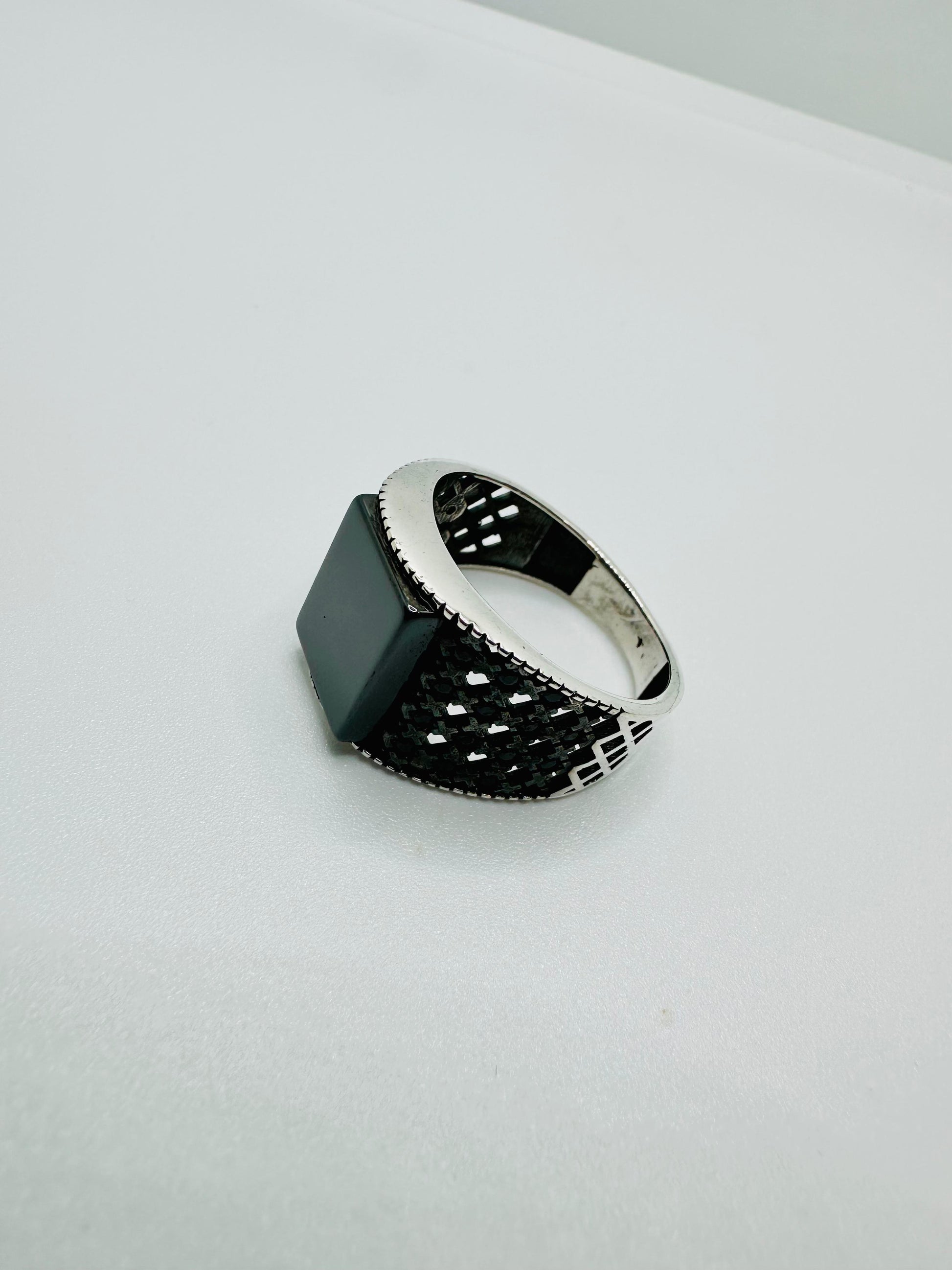 Black Onyx Ring (Pure Chandi 925)