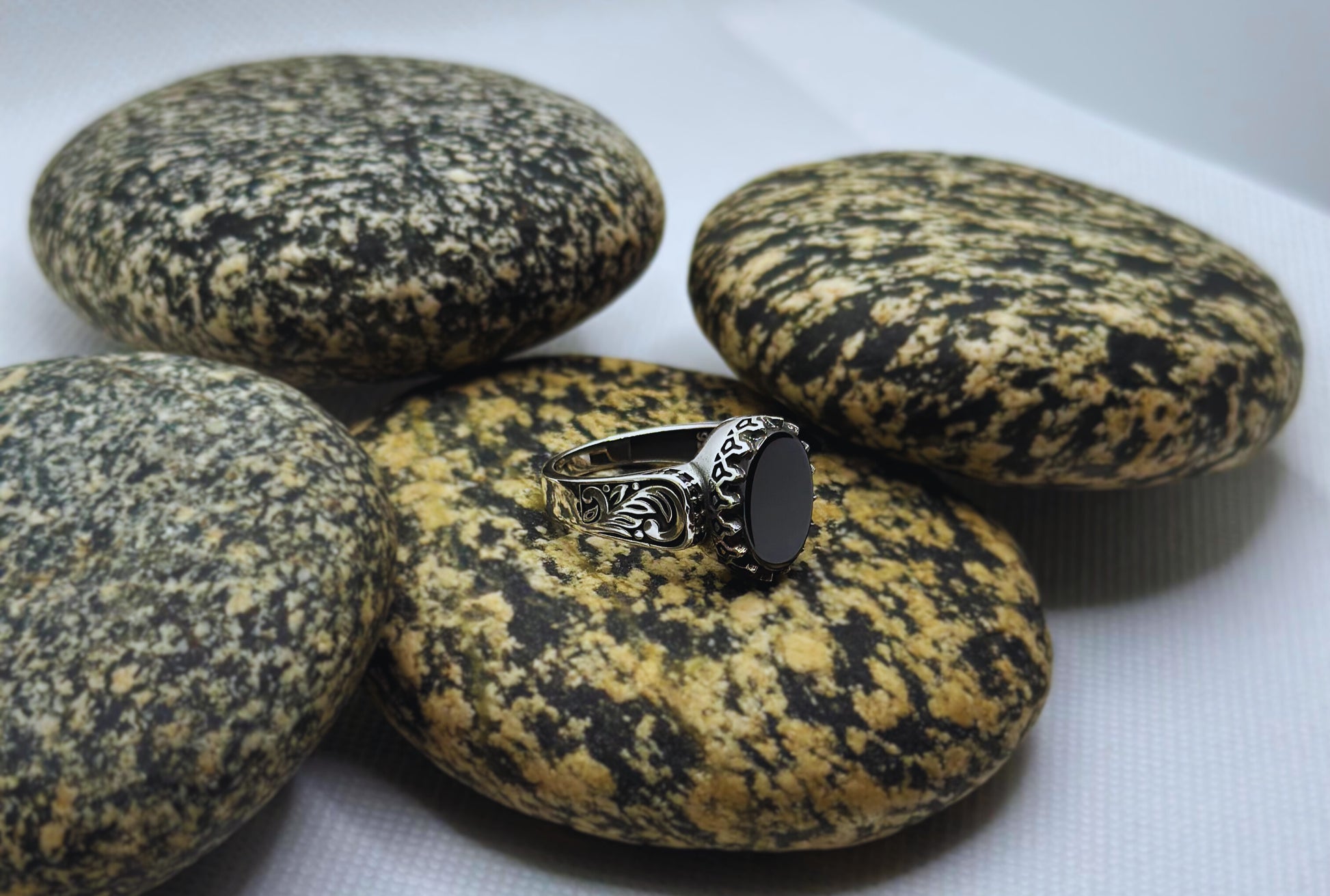 Shadow Monarch Ring (Pure Chandi 925)