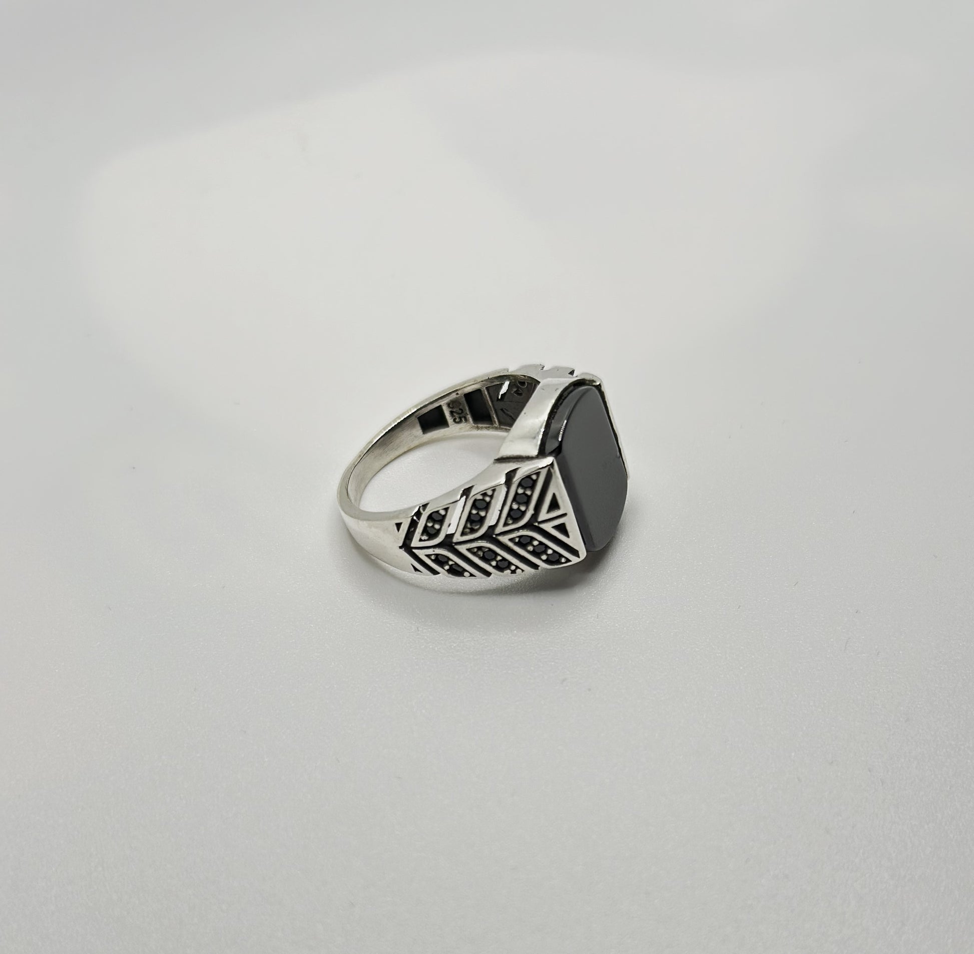 Bold Black Stone Ring (Pure Chandi 925)