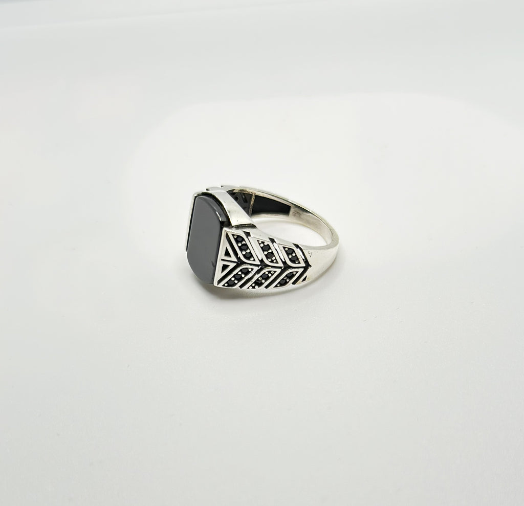 Bold Black Stone Ring (Pure Chandi 925)