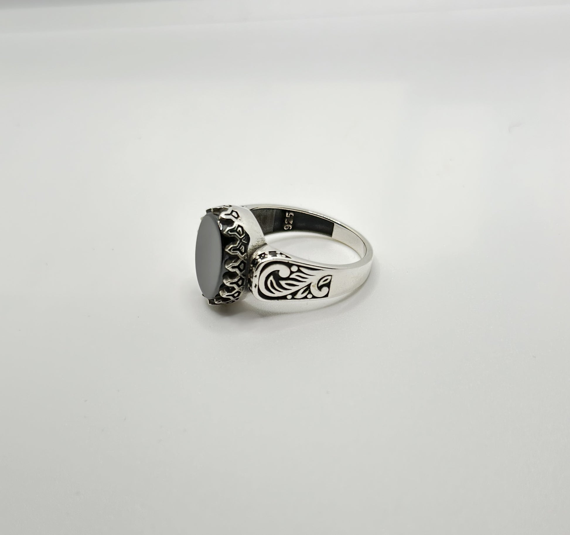 Shadow Monarch Ring (Pure Chandi 925)