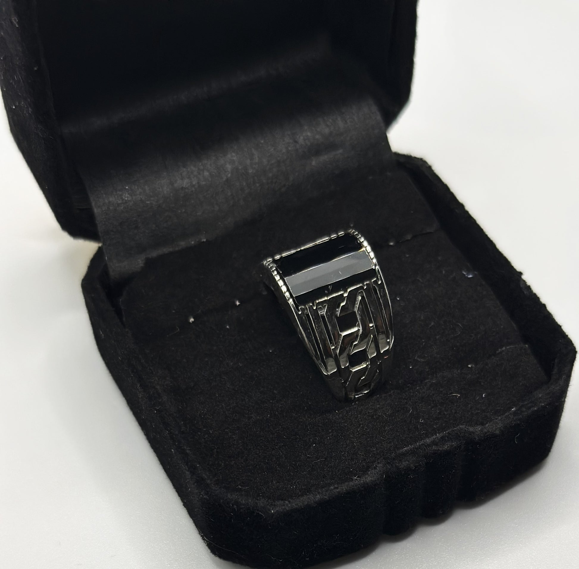 Vintage-Style Silver Ring (Pure Chandi 925)